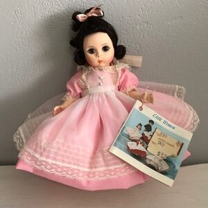 Madam Alexander vintage 8 inch doll Beth # 412